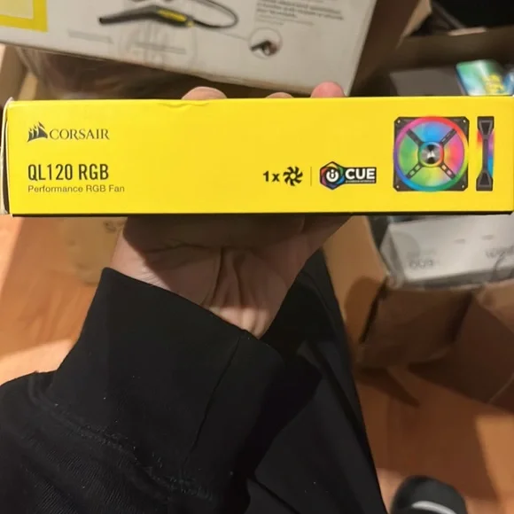 Corsair QL120 RGB Performance Fan - Picture 2 of 4